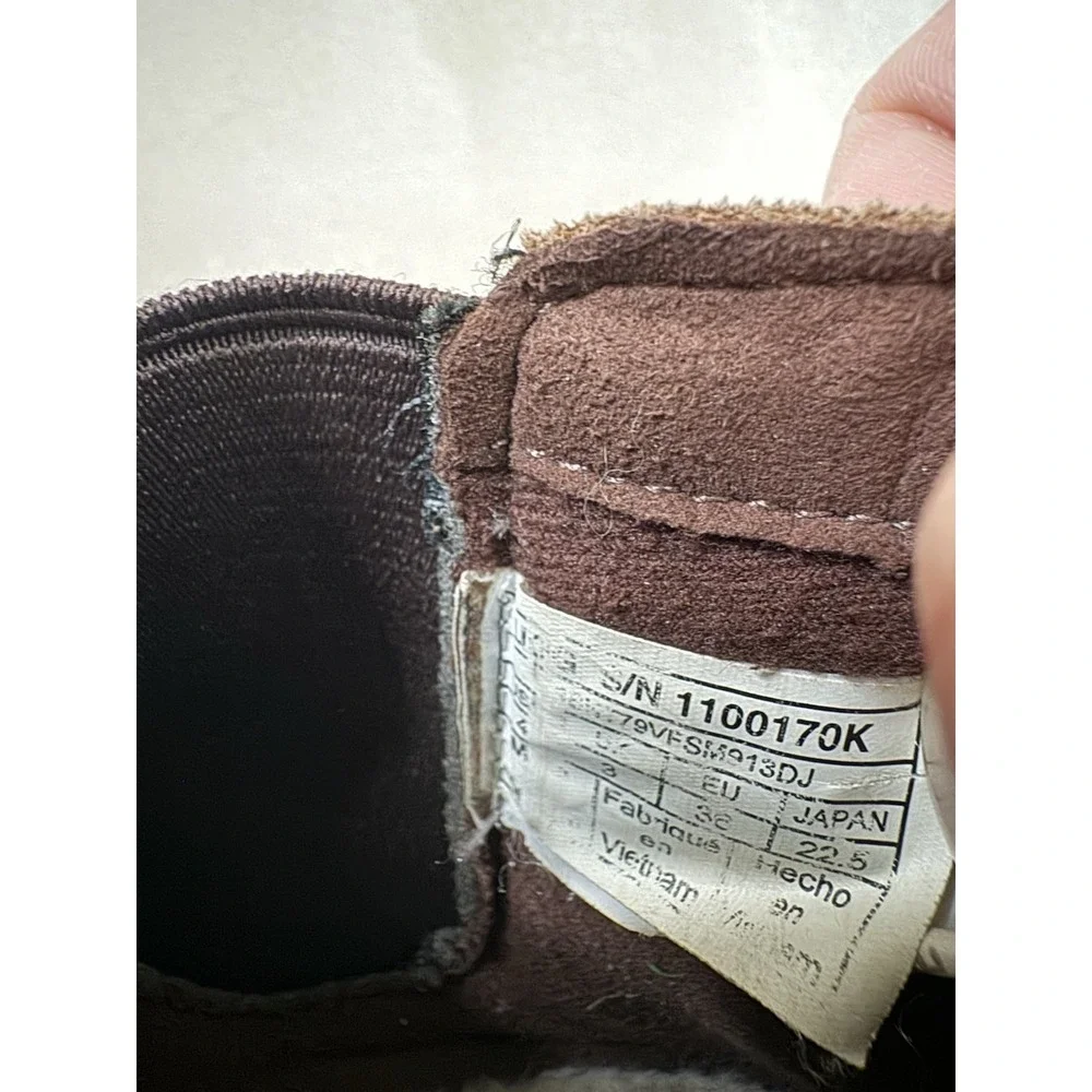 UGG Kids Brown Suede Chelsea Boots Size 4 Bonham II Ankle Boots